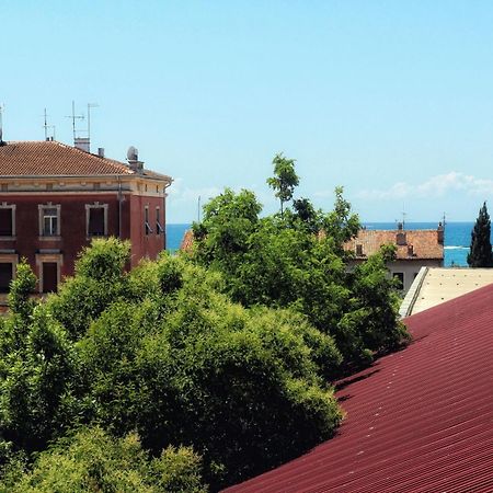Kseni Accommodation Ровінь Екстер'єр фото